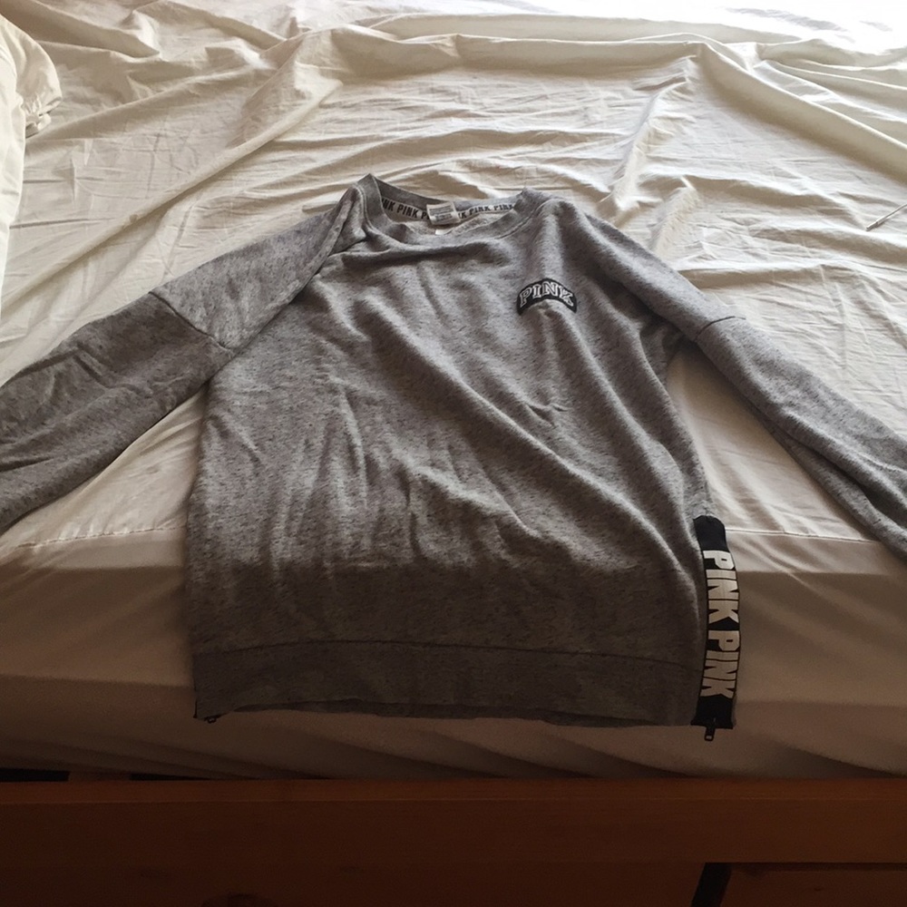 Victoria’s secret/PINK sweater